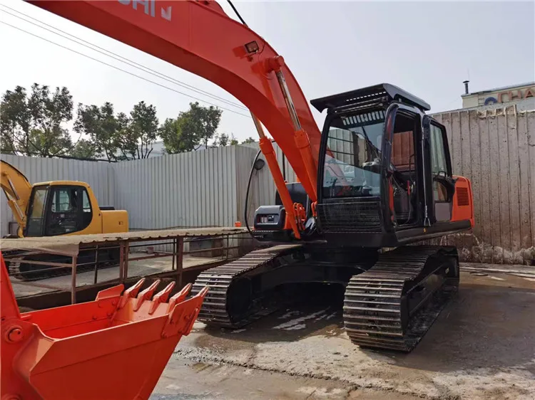 Japan Hitachi Zaxis 200lc Crawler Excavator for Sale