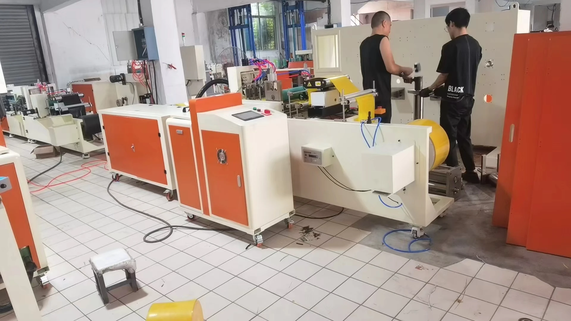 Rolling Trap Insect Catching Machine Sticky Glue Board Trap Yellow Insect Glue Trap Machine for Greenhouses and Agricultural