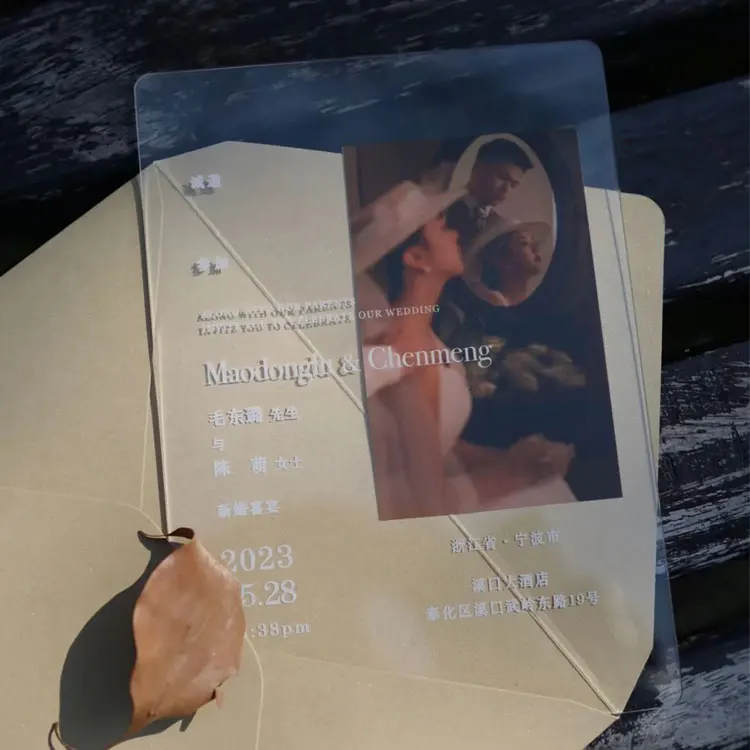 Пользовательские дизайнерские настольные приглашения Роскошные греческие прозрачные карты меню для свадьбы
