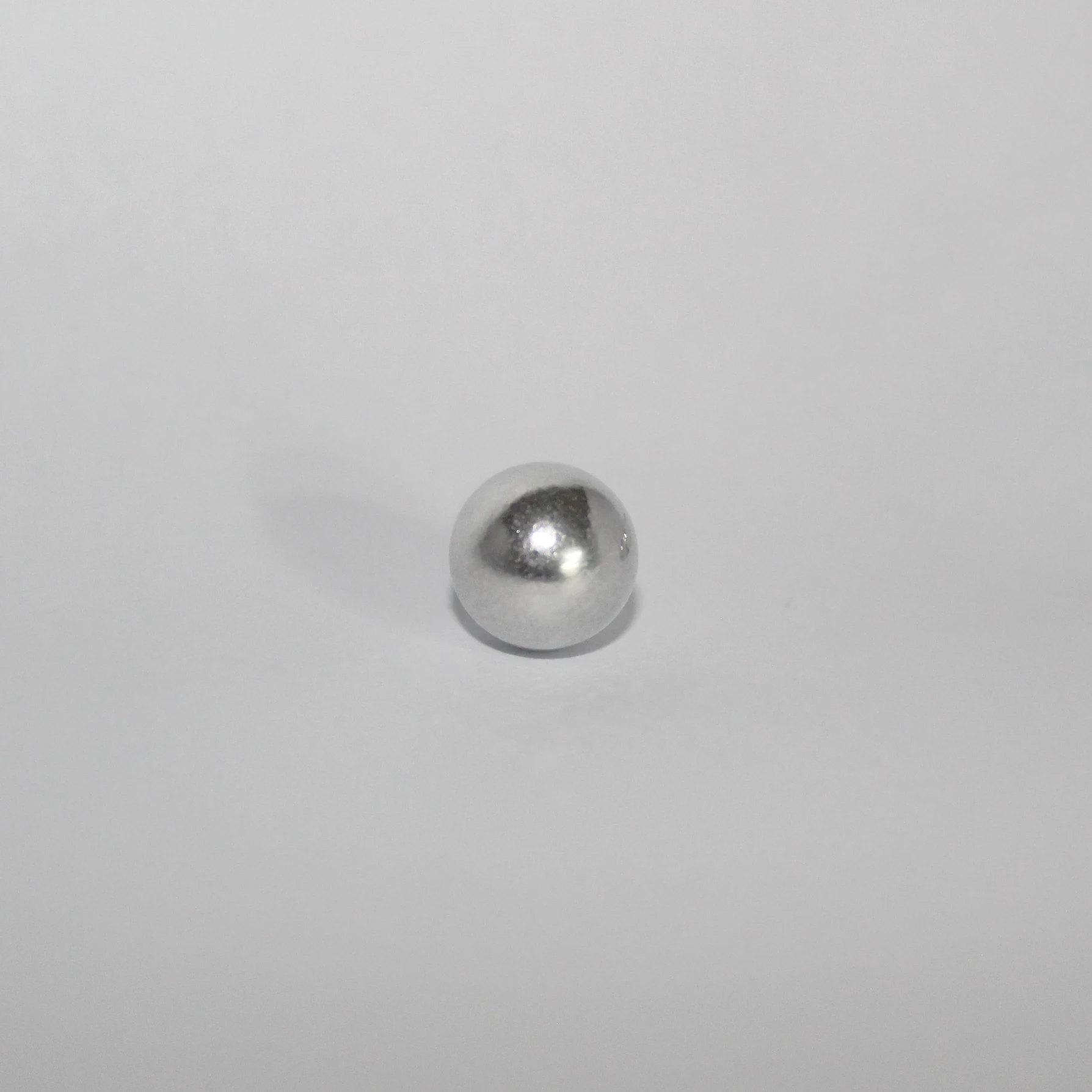 viên bi nhôm đặc bóng gương, đường kính 50 caliber, 68 caliber, 43 caliber, 2–40 mm, 2,4 mm, 12,7 mm, 12,7 mm, 17,27 mm