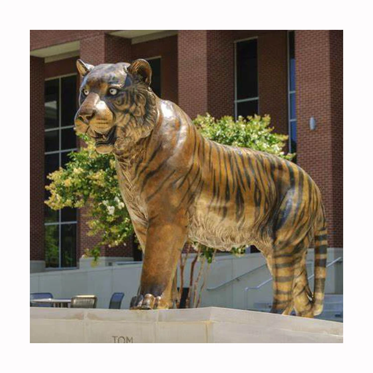 Hand Carved Copper Animal Metal Crafts Golden Brass tiger Statue for Home Decoration