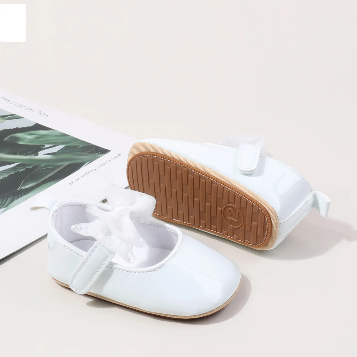 Newborn Infant Shoes Mesh Bow Decorated Soft TPR Soles Anti-slip Outdoor Baby New Design Princess Girl Shoes for 0-15 Months supplier
