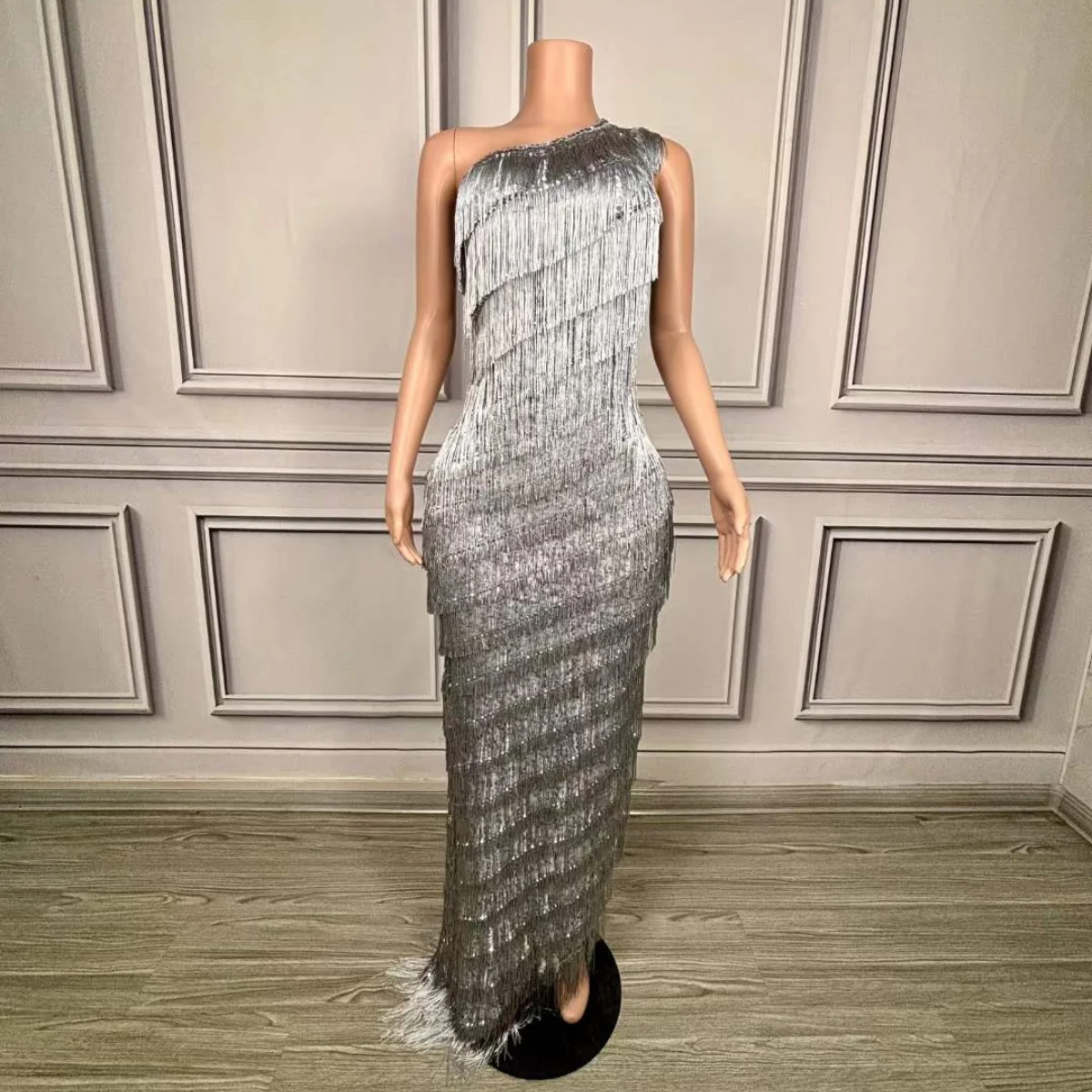 white christmas dresses Chic Spaghetti Straps Split Evening Dresses Lace Sheath Summer Party Dress for Beach main image 0