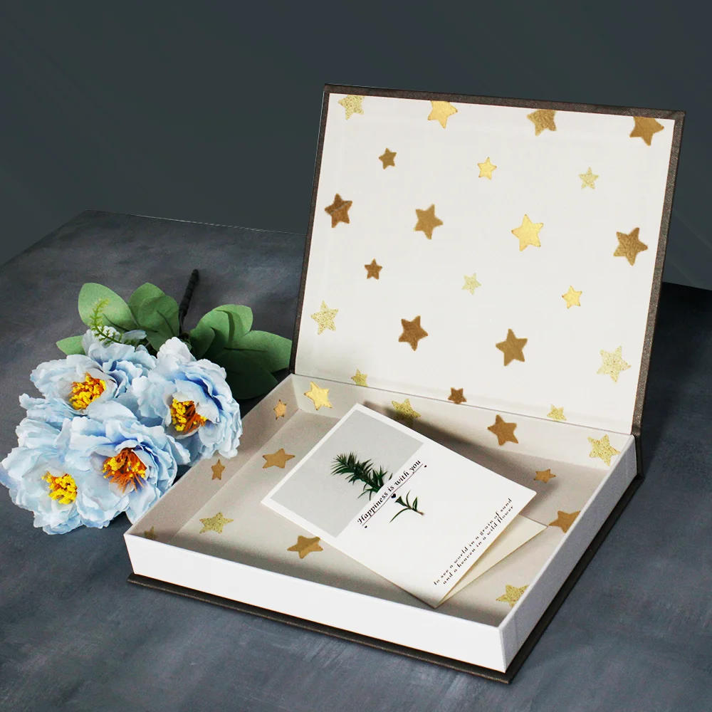 Custom Luxury Clamshell Book Shape Design Underwear Lingerie Packaging Magnetic Flap Tie Gift Boxes for Socks