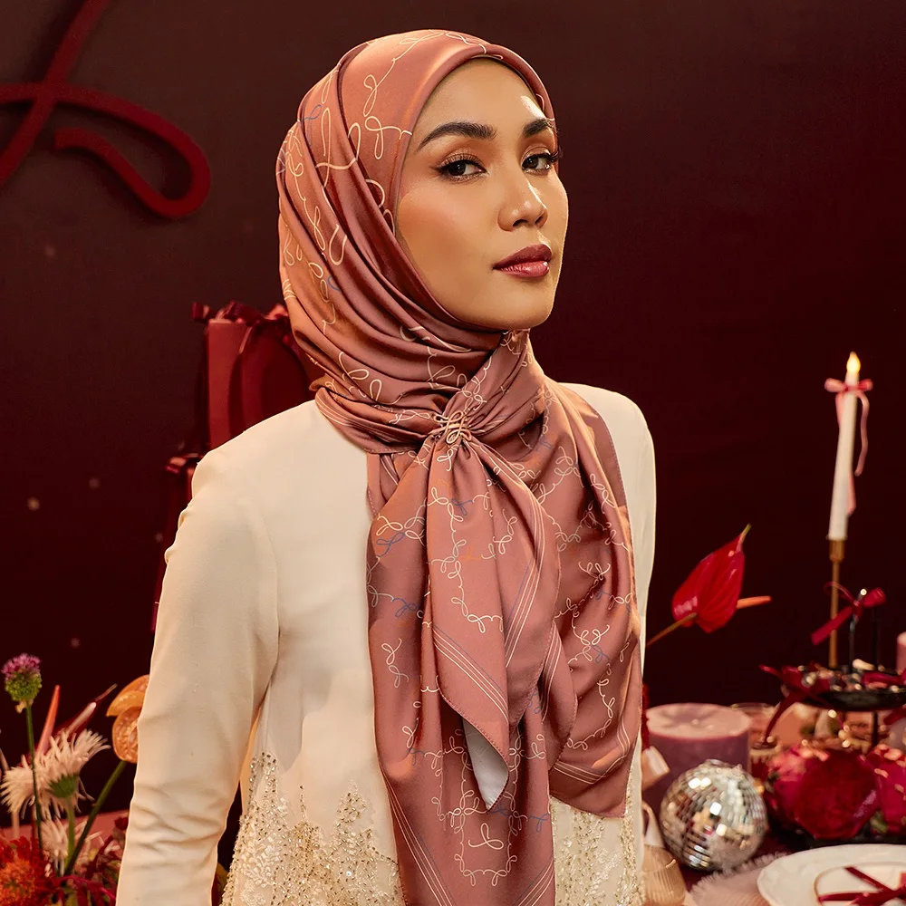 Tudung Supplier Printed Cotton Shawl Malaysia Triangle Curve