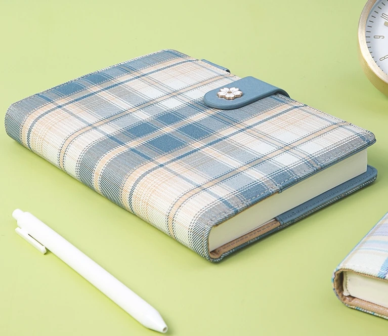 Hot Trend Cloth Knitted Plaid Cover Japanese Handbook Notebook Buckle Notebook Ins Style Horizontal Line Book Diary