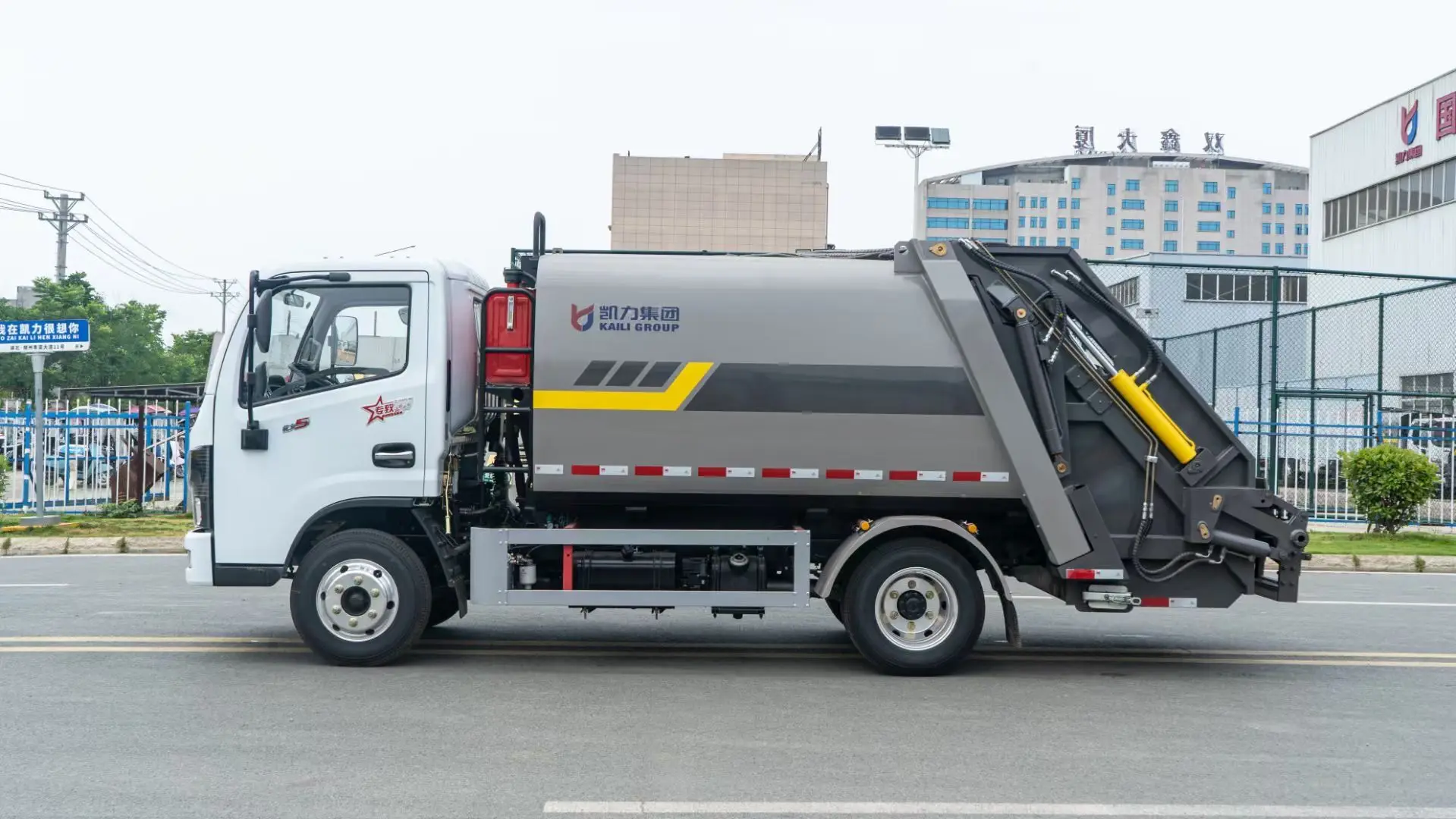 Hot Sale Refuse Compactor Garbage Truck for
