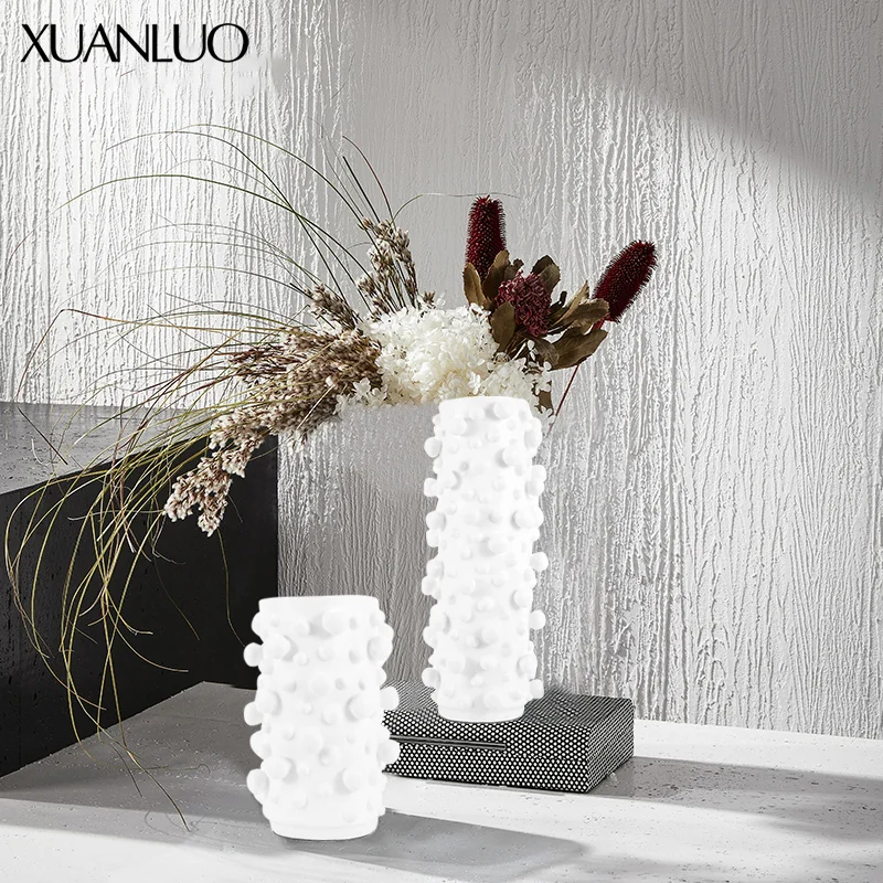 Simple modern creative dry flower resin vase ornament living room contracted modern home desktop decoration modern home decor