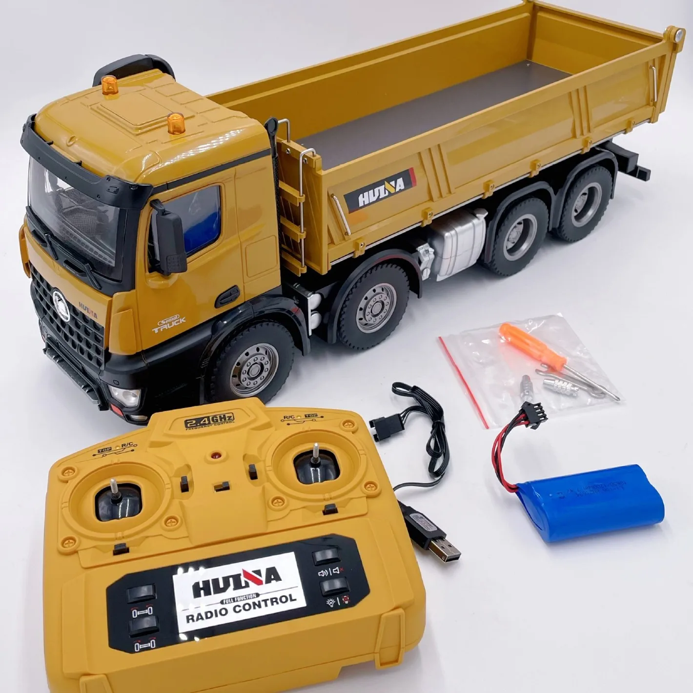 Huina 1536 Twelve-Channel 1:14 Alloy Remote Control Full-Scale 8-Wheel Heavy Engineering Dump Truck with Lights RC Cars Product