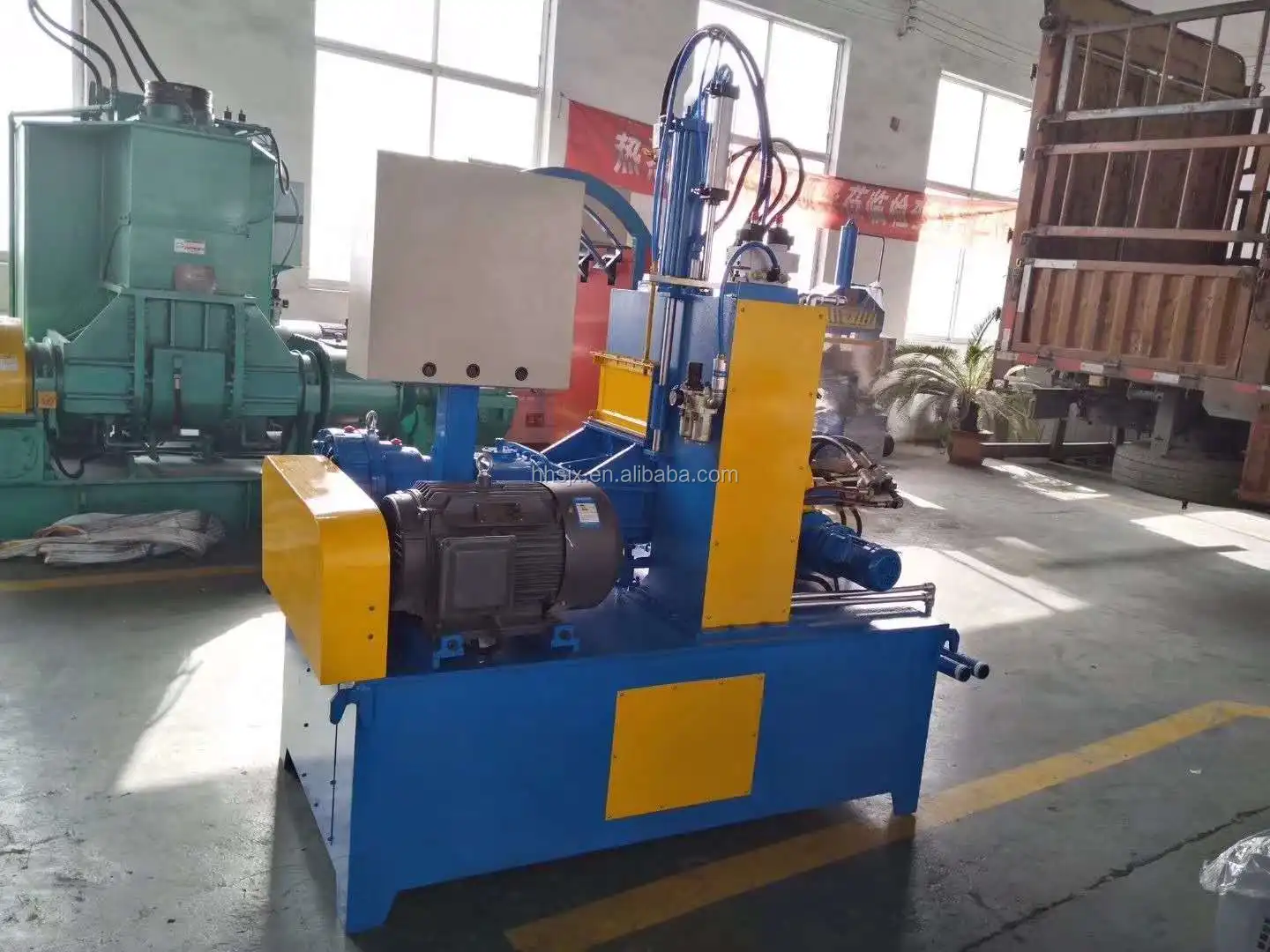 Lab Banbury Mixer and 3L Rubber Kneader Mixer and Small Rubber Mixer in Lab