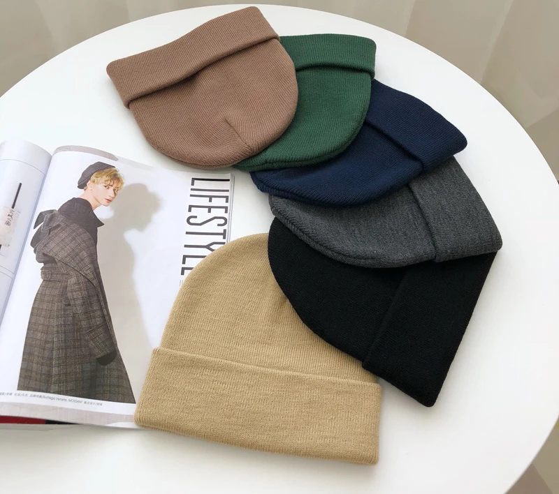 
Оптовая продажа, различные цвета, вязаная шапочка с ярлыком на заказ 