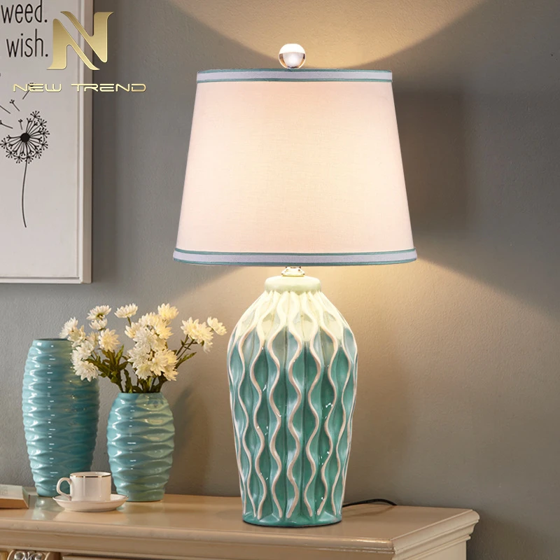 TR0020 Indoor Decoration Restaurant Nordic Style  Hotel Room Bedroom Vintage Ceramic Fabric LED Table Lamp