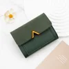 B03049 green