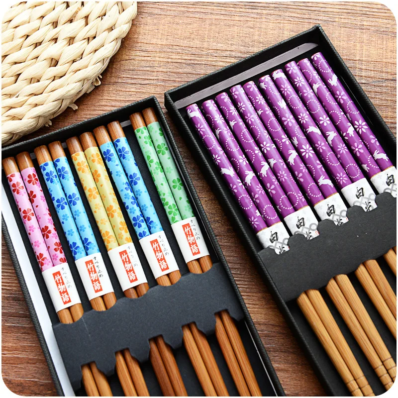 5 Pairs Reusable Training Chopsticks Helpers For Beginner Learner, Japanese Bamboo Chopsticks Pack & Holder Set, Dishwasher Safe, L8.86Inch (5pcs Fish Print