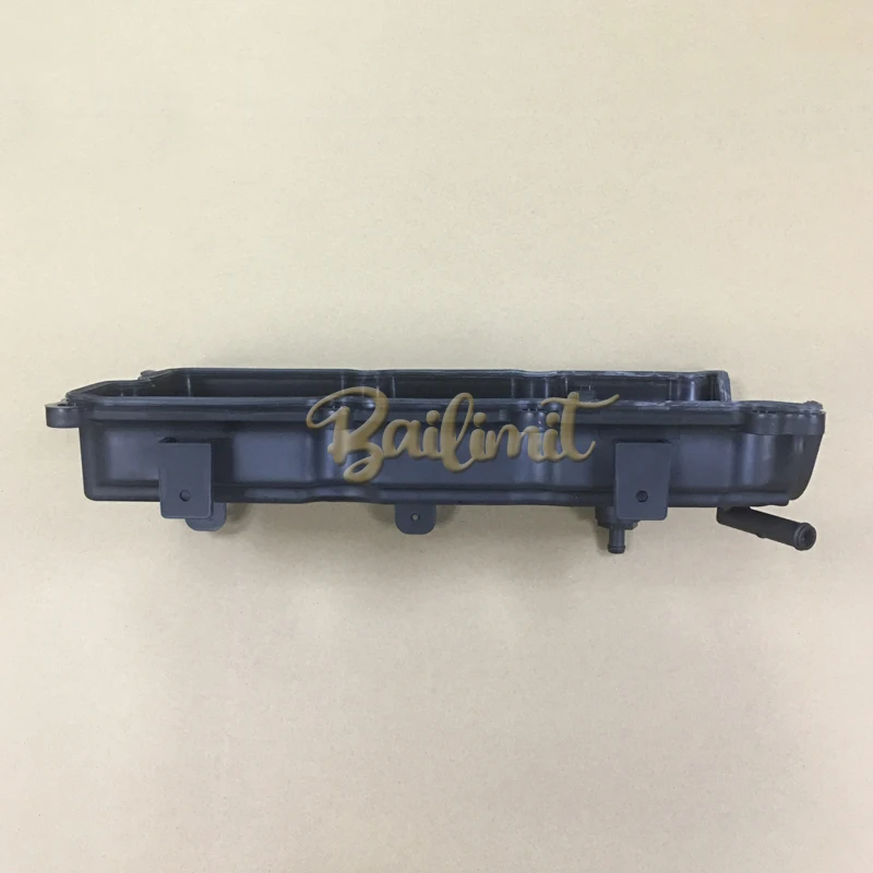 layover LP 新品未開封 13264-8J102 132648J102 13264-8J113 New Engine Valve Cover