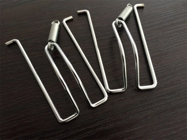 Spring-Loaded-Metal-Clip-for-Cash-Drawer (1)