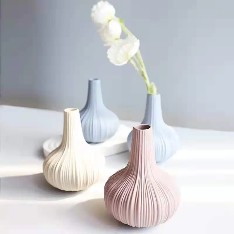 Small Mini Vases for Home Decor Fragrance Oil Bottle Colorful Empty Decorative Ceramic Reed Diffuser Set Bottle Box With Sticks