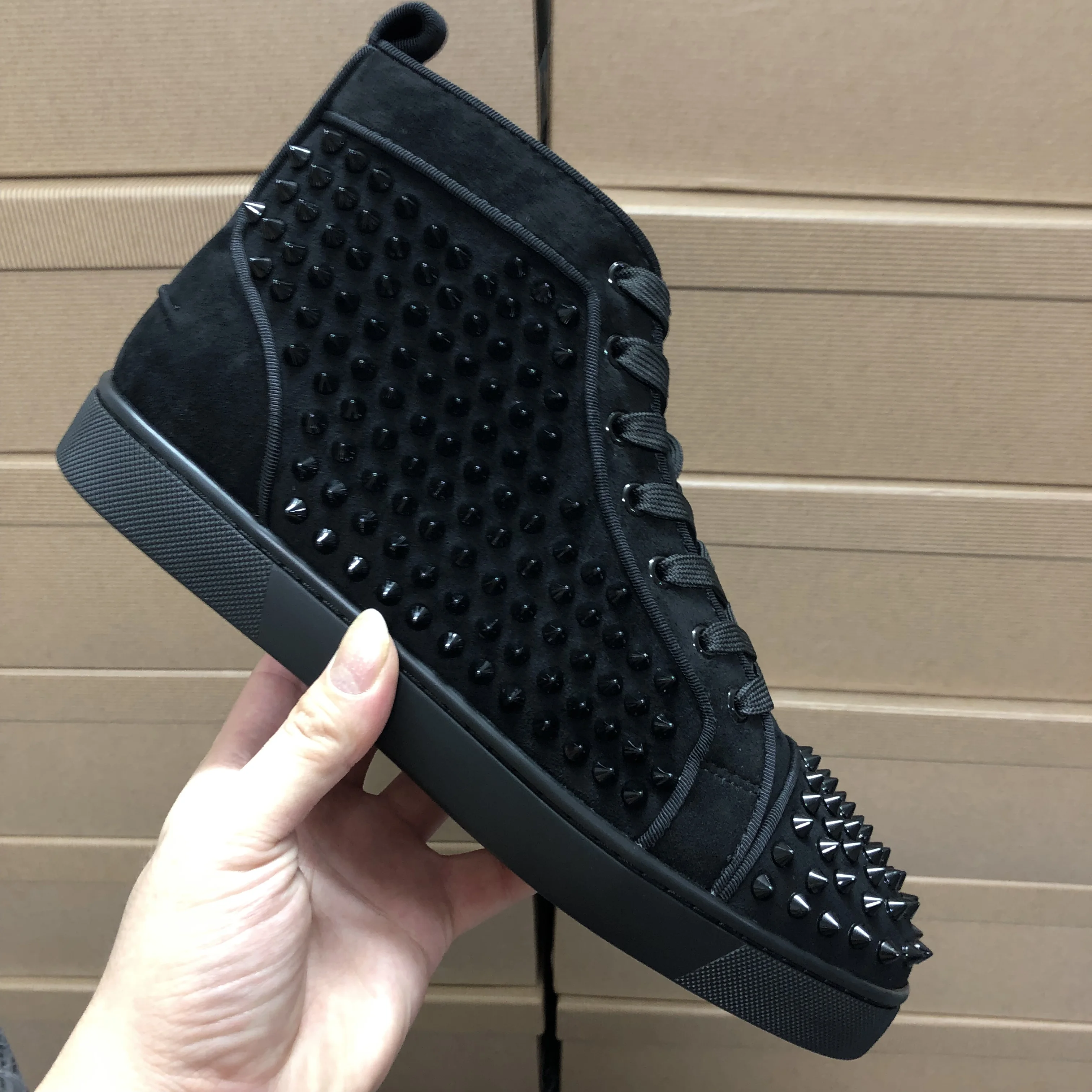 Wholesale Hightop Famous Brand Black Red Bottoms Mens Unisex Designer Red  Bottom Sneakers Shoes Women with Spikes From m.