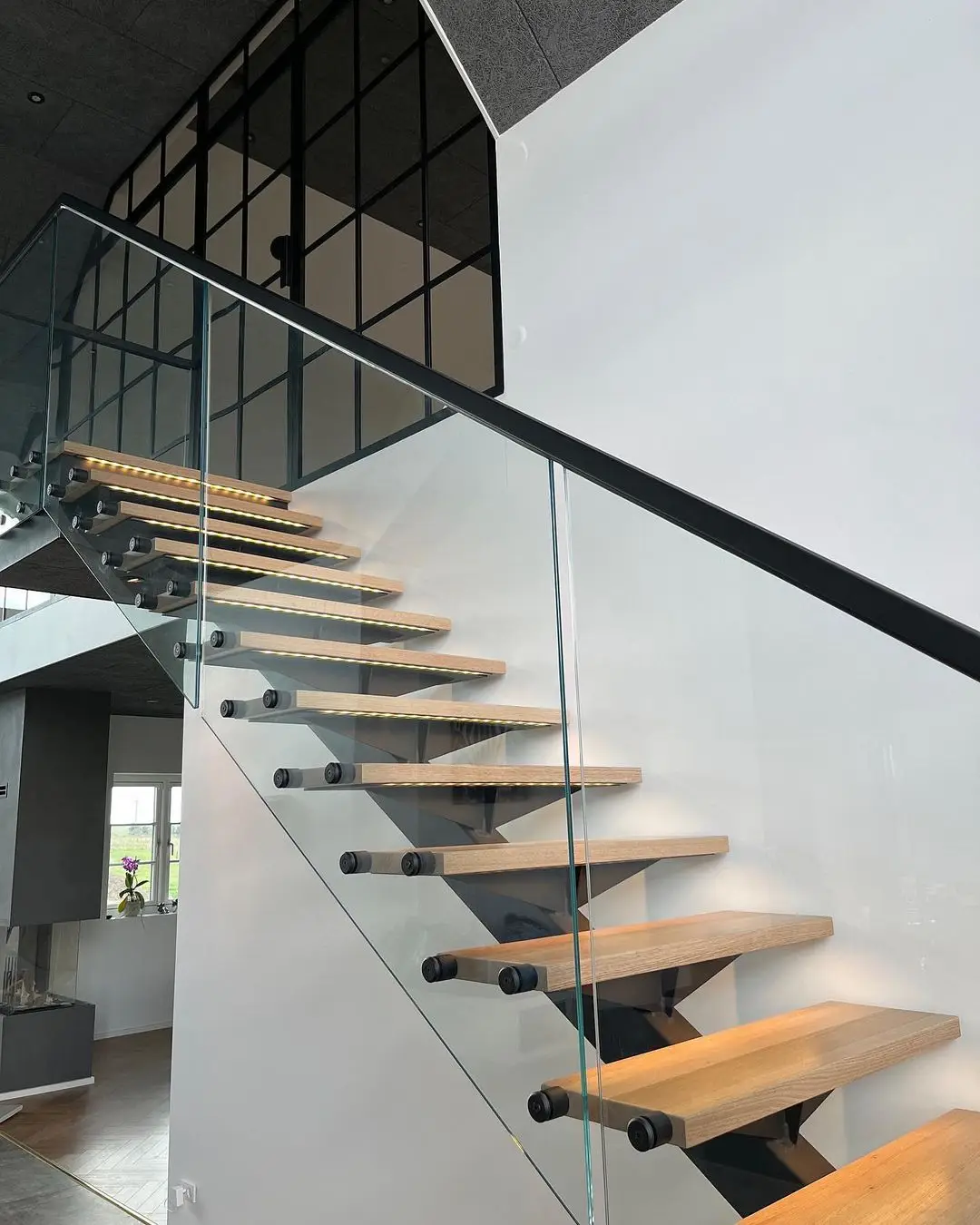 Spiral Staircase - Durable & Stylish Wood Railing Solutions