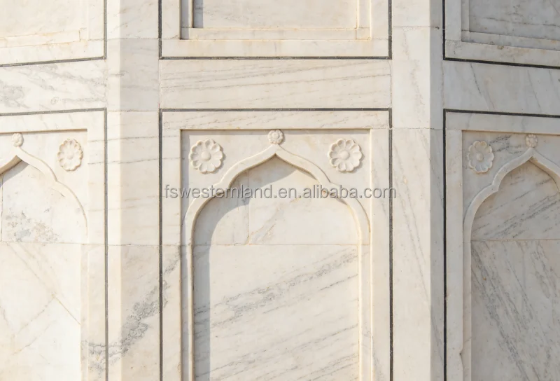 Quartzite flooring in commercial building