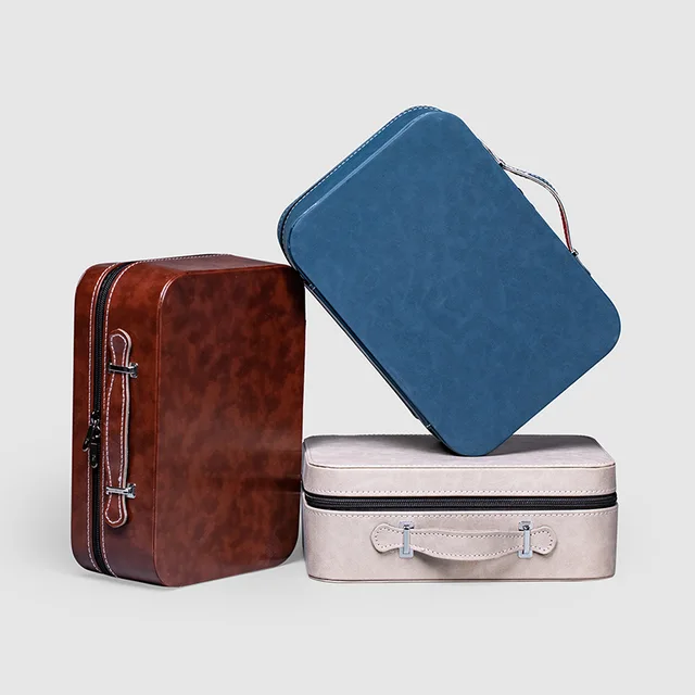 Customized PU Empty Leather Box LOGO Printed Retro PU Material Zipper Travel Bag Luxury Cosmetics Travel Bag with Inside