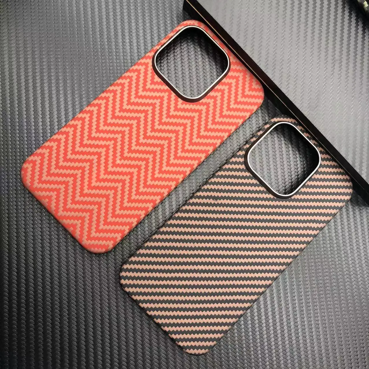 Colorful Real Carbon Fiber Mobile Phone Case Hard Cell Phone Cover For Iphone 16 15 14 13 12 Plus Pro Max