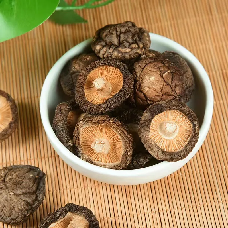 Натуральные большие объемы сушеных грибов shiitake, сухие цветы, сушеные грибы (Whatsapp:+ 8619894318705)