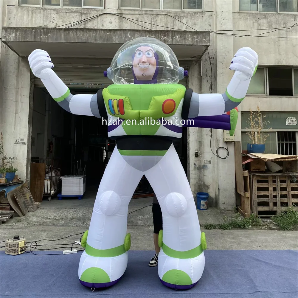 巨大バズ・ライトイヤー 誇張バルーンキャラクター販売用