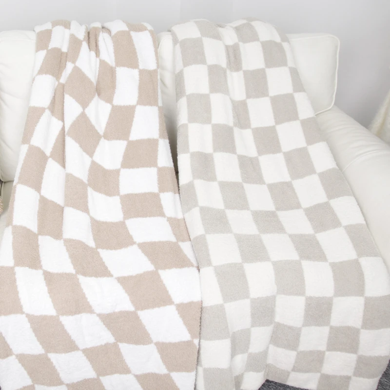 Custom Soft Warm Designer Chess Checkered Board king Size Game Day Winter Blanket Throw Knitted for Sleep Hug Bedding
