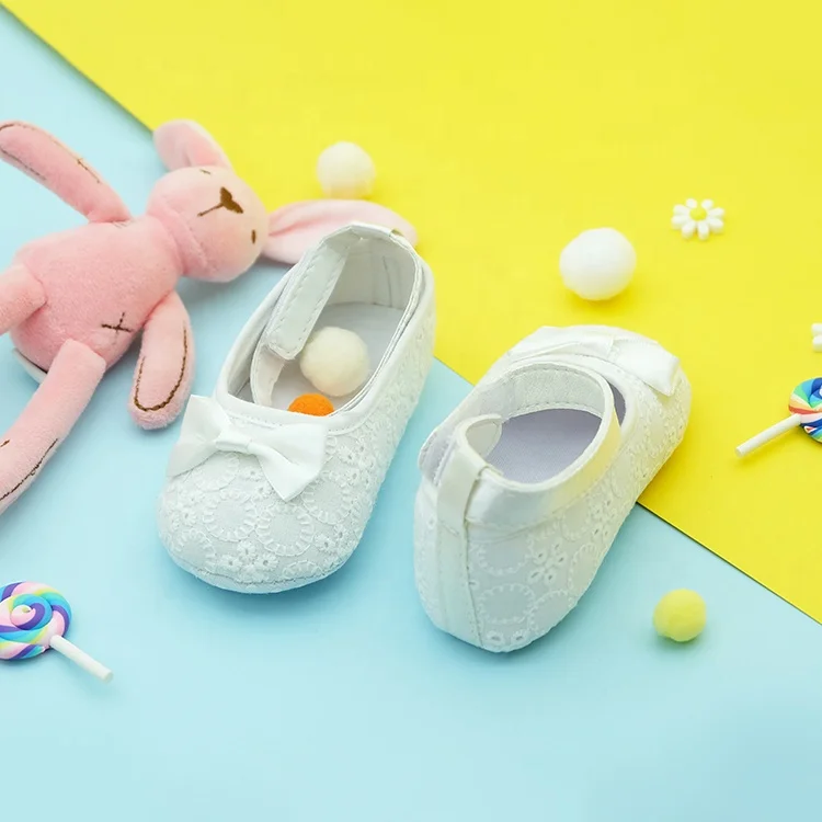 Оптовая продажа, белые туфли для девочек в стиле принцессы с цветами для крещения