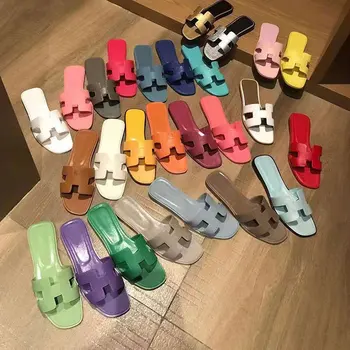 2022 Hot Fashion Ladies Shoes Flat Casual Oral Sandal Outdoor Pu H Slides One Tong Ladies Flat Slippers Women Flat And Sandal