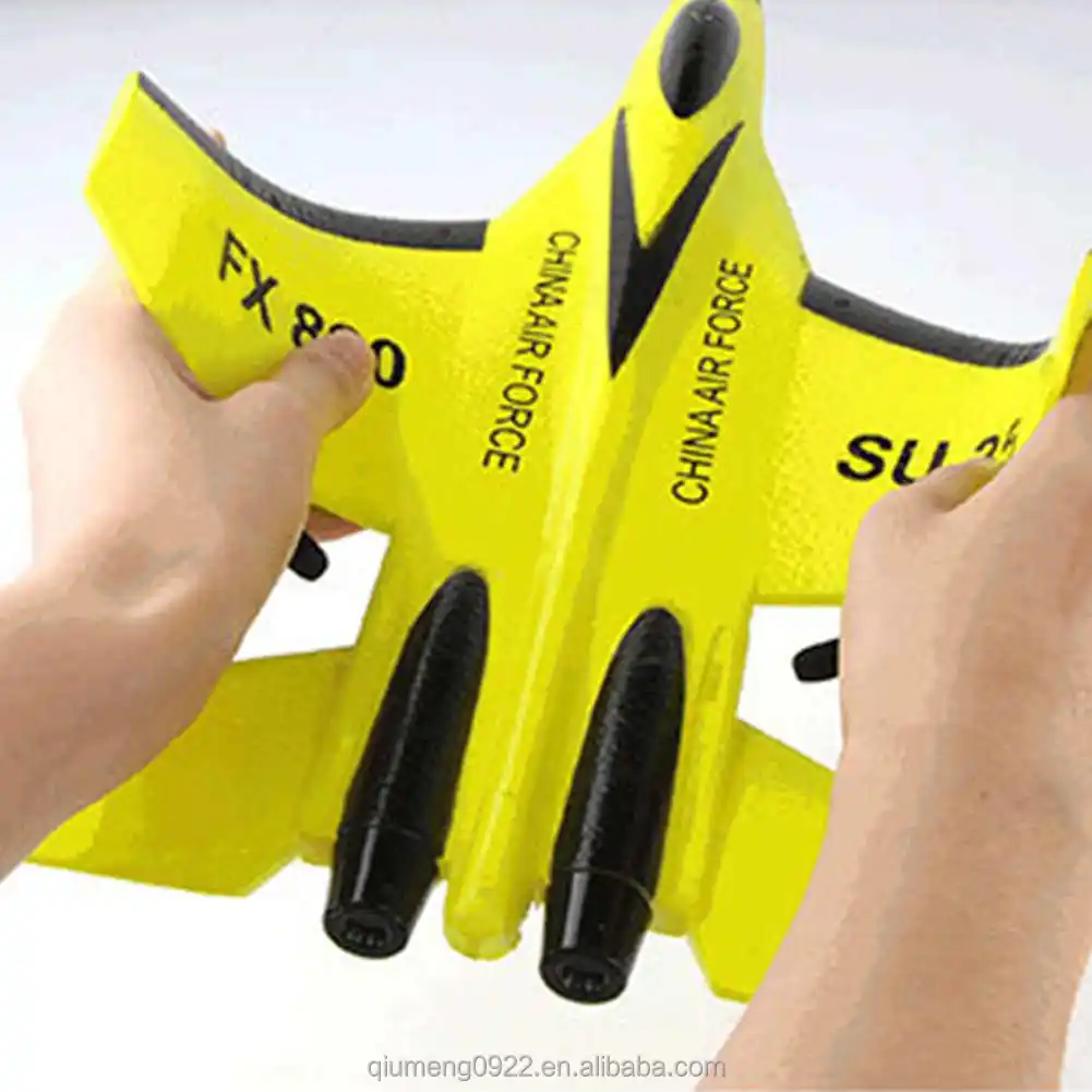 Cool Fight Fixed Wing Airplane -820 2.4G Remote Control Aircraft plane The remote control plane is resistant to fall