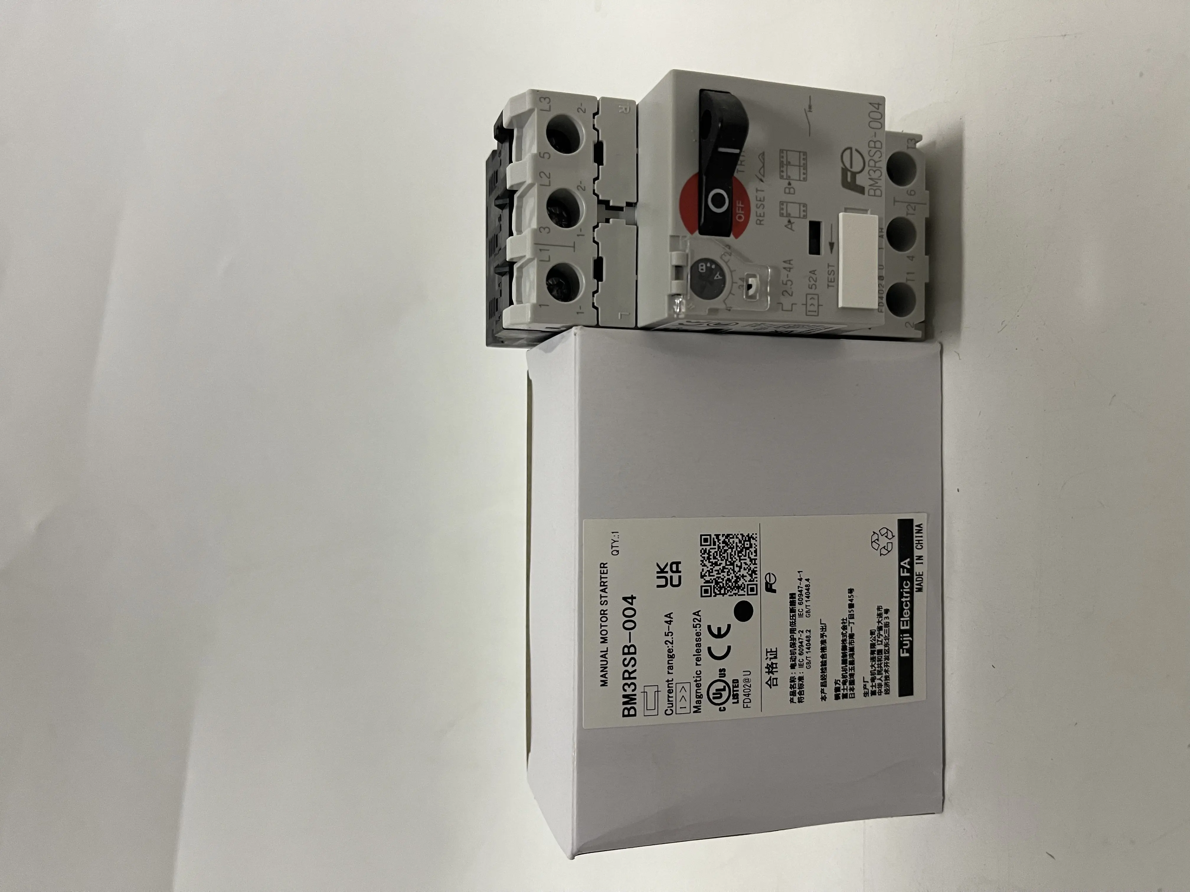 Fuji Manual Motor Starter BM3RSB-004 Fuji Manual Motor Starter BM3RSB-004