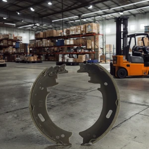 Low Price 60mm Iron Forklift Parts Brake Shoe Kit Tailift 2-3T Big Hole 91846-17400