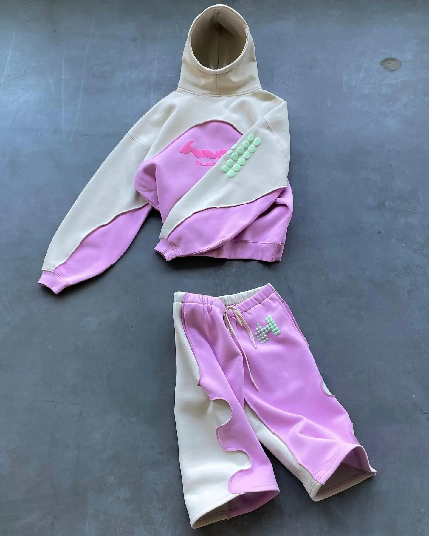 Custom High Quality Breathable Spring Sweat Suits Streetwear Tracksuit Sets Patchwork 3D Puff Printing Hoodies Shorts Set Men gallery 8