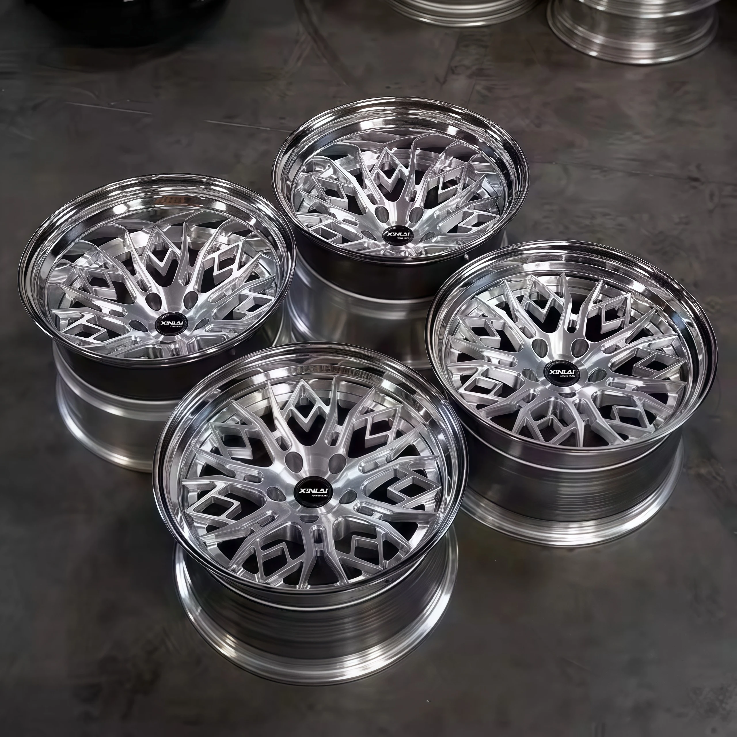 XINLAI Forged Design 3-piece 16-26 Inch 5x114.3 5x130 5x127 Custom Aluminum Alloy Rims for Luxury Car Wheel Mercedes C8 Ferrari - Image 6