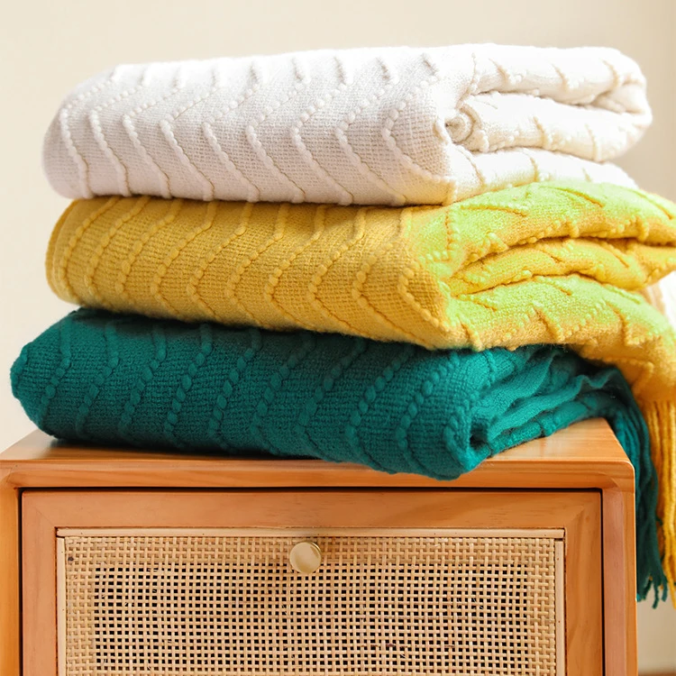 Wholesale High Quality Acrylic Knitting Tassel Blanket Home Decoration