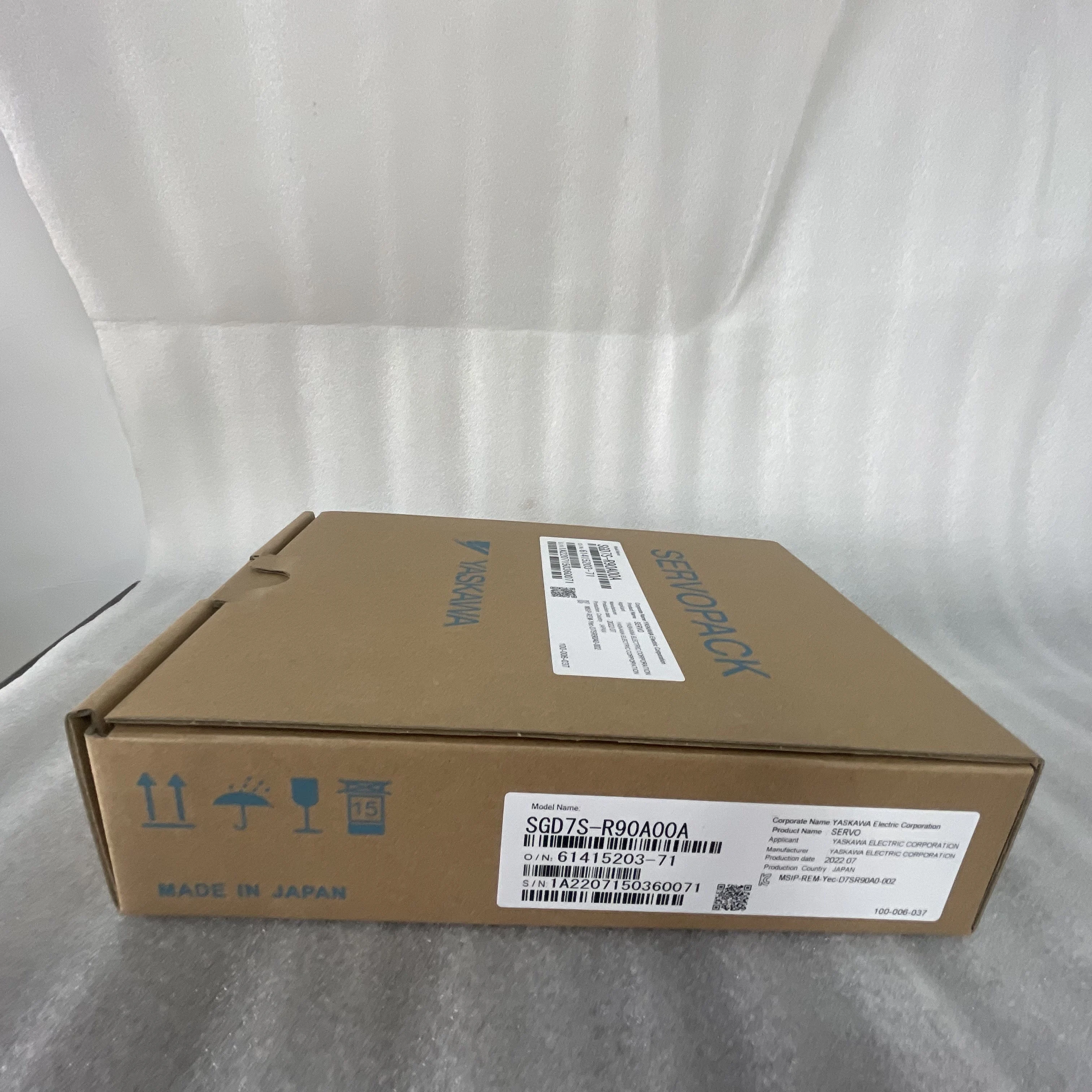 Yaskawa Servopack SGD7S-R90A00A Yaskawa Servopack SGD7S-R90A00A