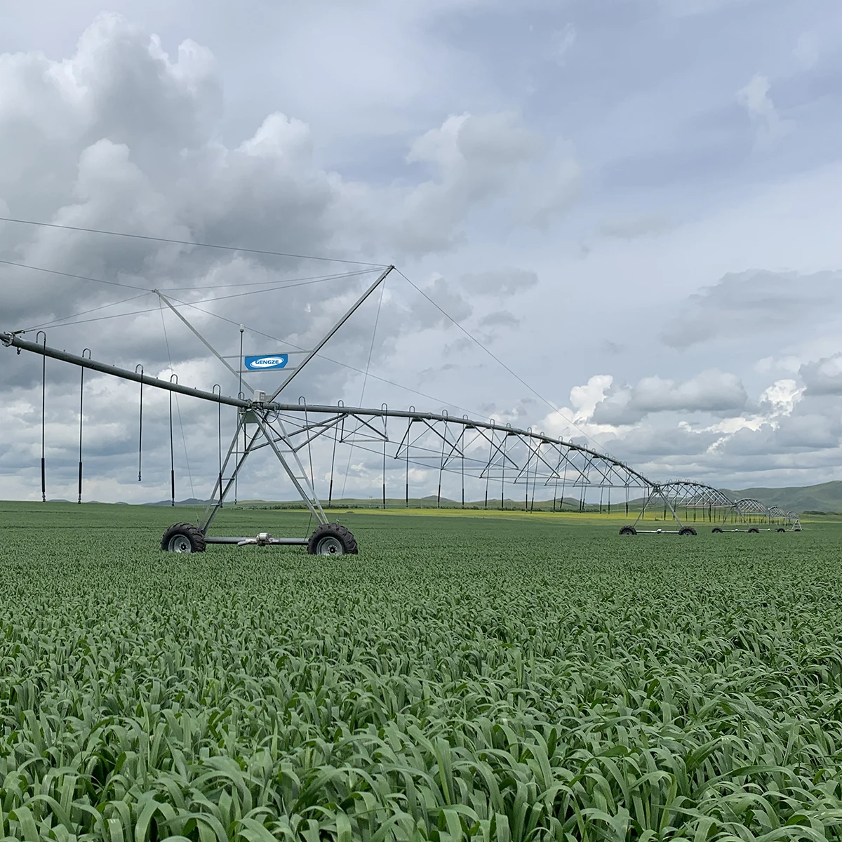 Automatic Center Pivot Irrigation System Pivot Irrigation Agricultural ...