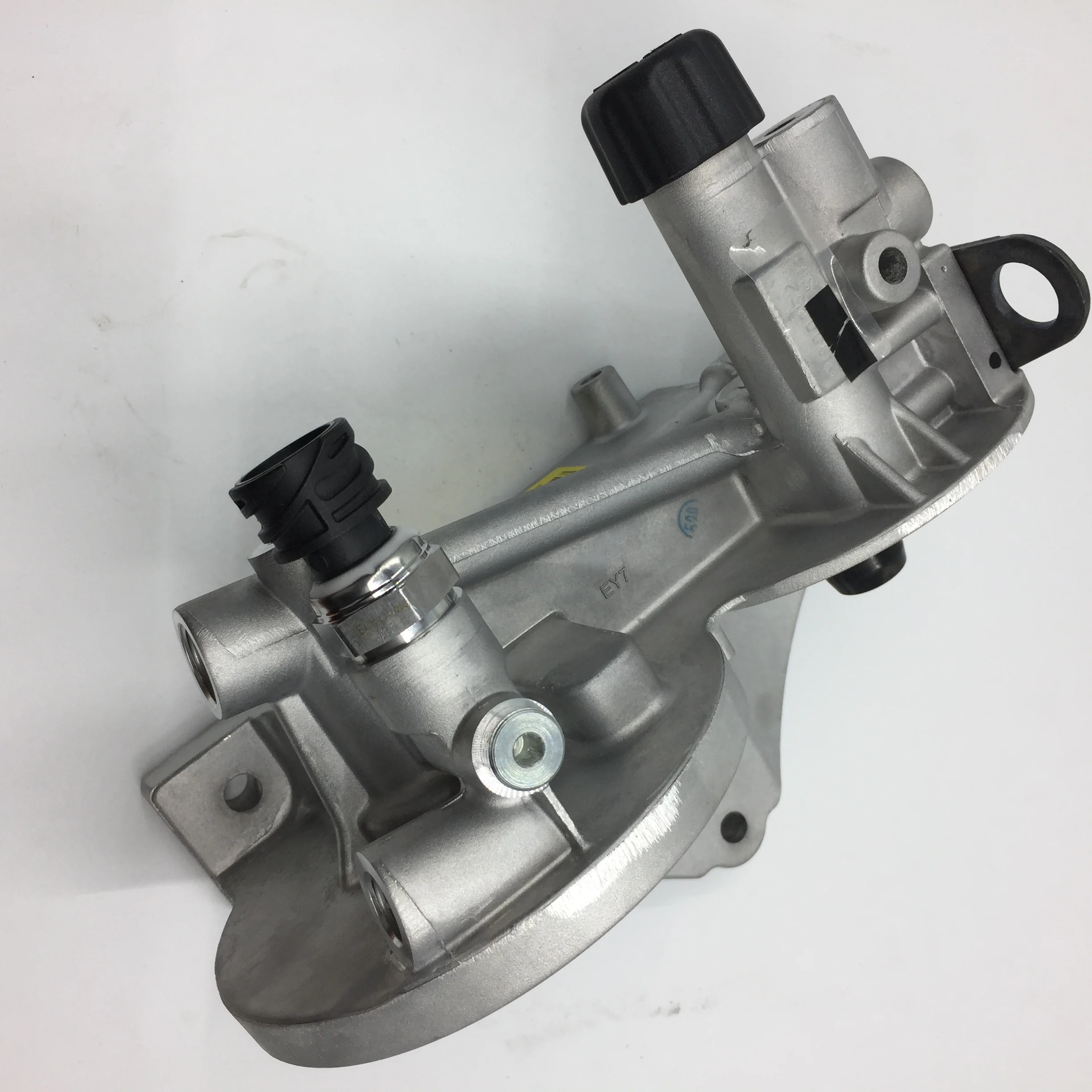 EXCAVATOR SPARE PARTS FUEL FILTER HOUSING HAND PUMP 21900852 for VOLVO EXCAVATOR EC360 EC460