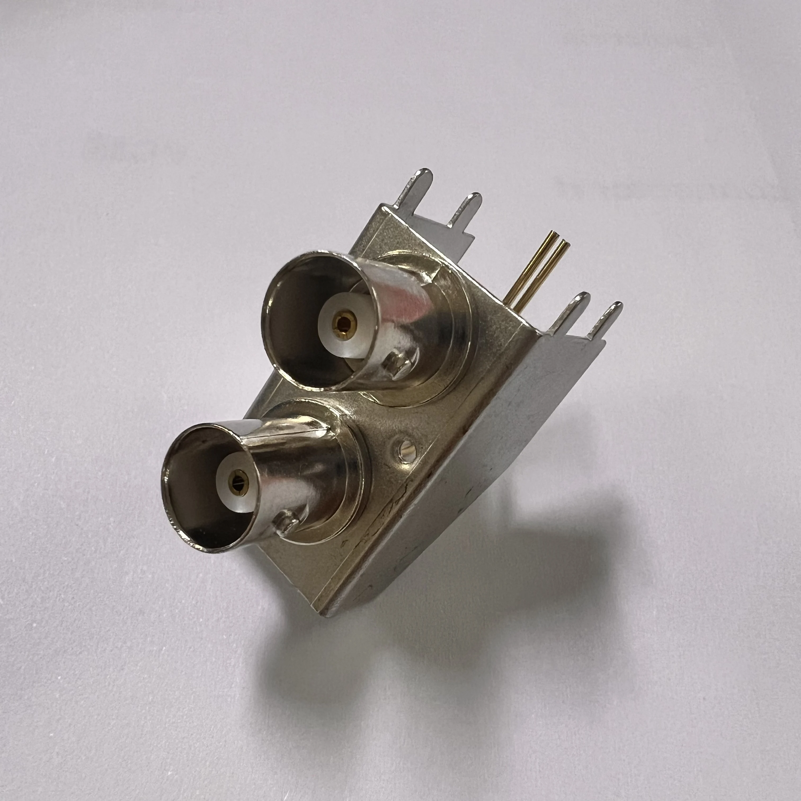 product high performance bnc female right angle solder pcb mount bulkhead bnc dual row socket connector-2