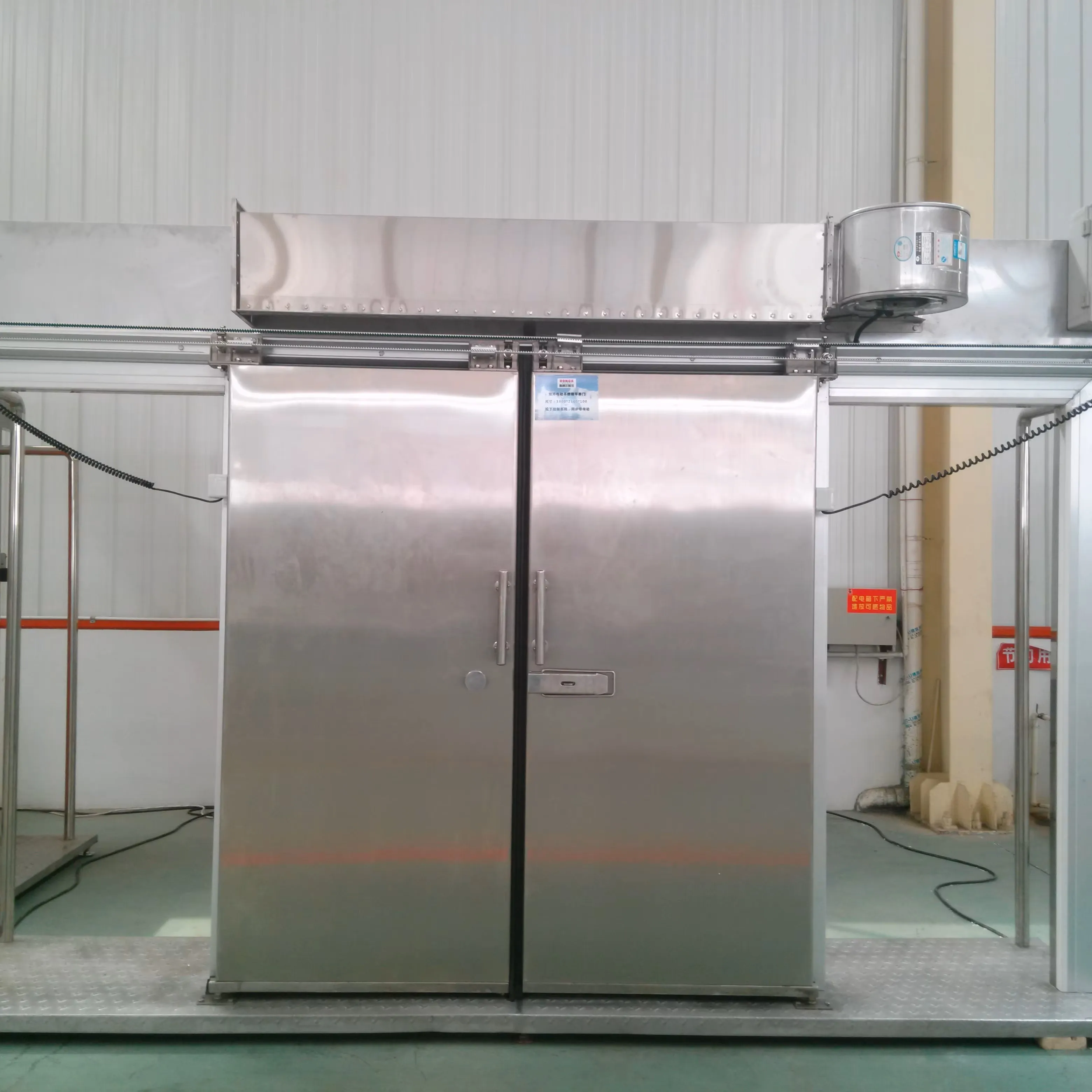 Customizable cold storage door solutions for various cold storage projects