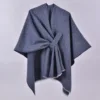 White beard strap shawl navy blue - 130x150cm