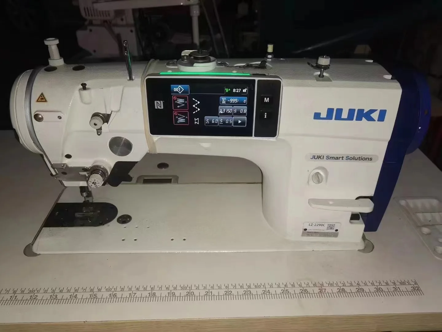 Jukis LZ-2290C-7 Series - Versatile Digital Zigzag Stitching