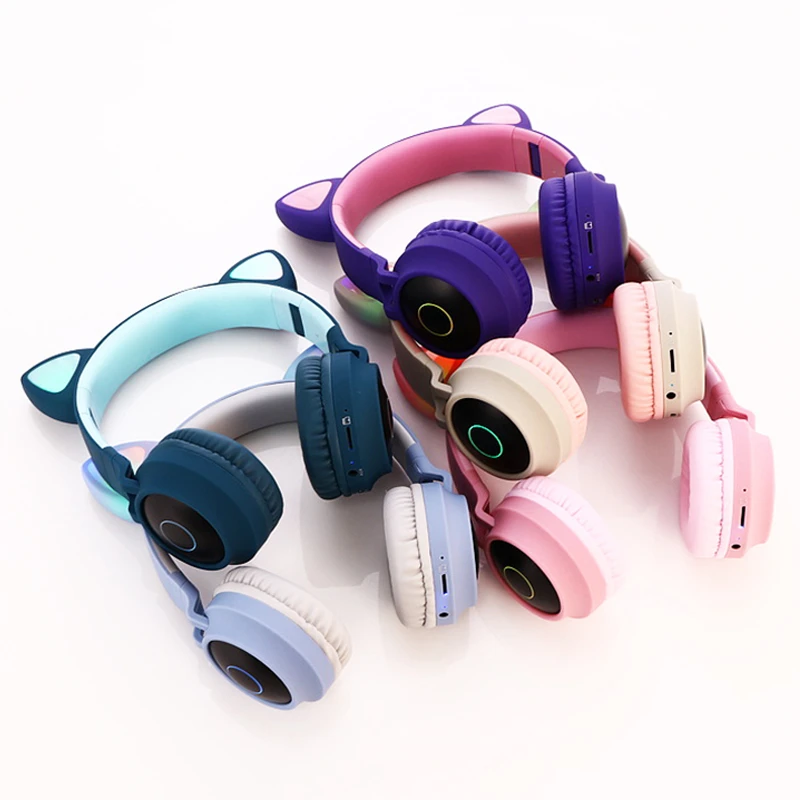 BT028C Get Free Product Sample Blueto Others Cute Cat Ear Wireless Music Voice Headset New Fashion Style Foldable Headphone