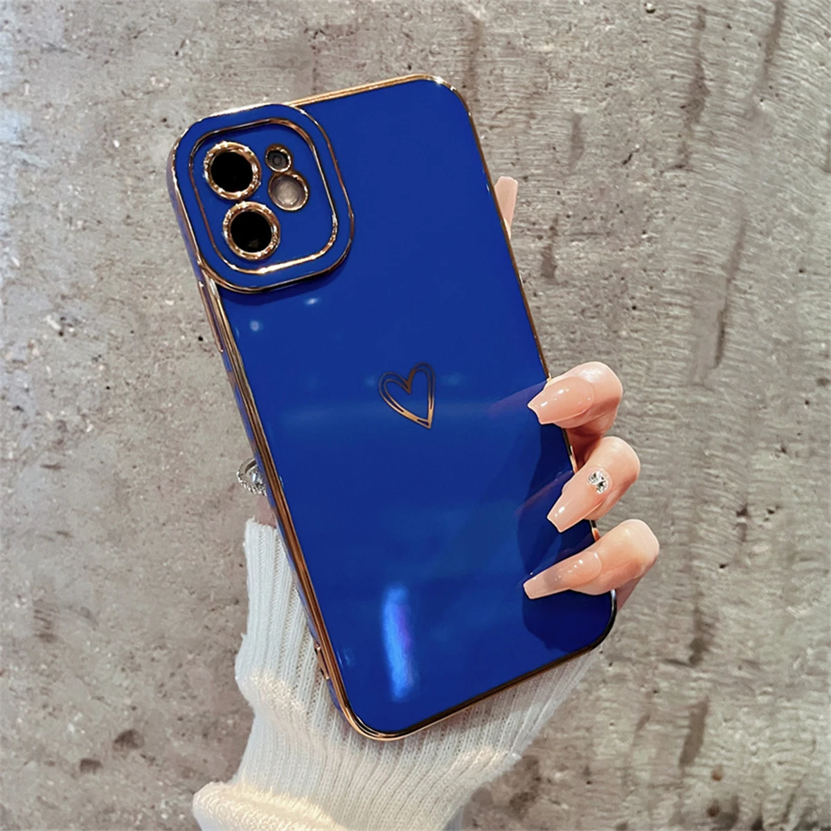 Blue Love Phone Case Charming eye side heart electroplated phone case for iPhone 11, blue HWC14