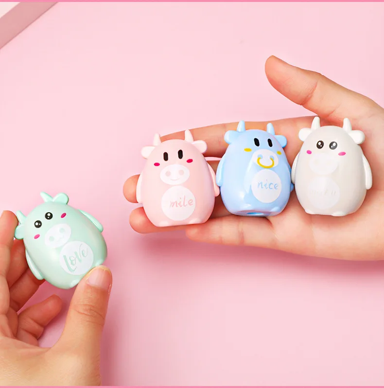 OFFSCH 10pcs Mini Pencil Sharpeners - Handheld, Manual, Cartoon Bulb Shape, Portable For Kids & School