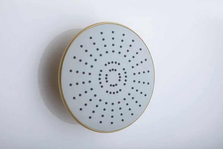 Juego de mezclador de grifo de ducha de lluvia expuesto montado en la pared de latón dorado para baño