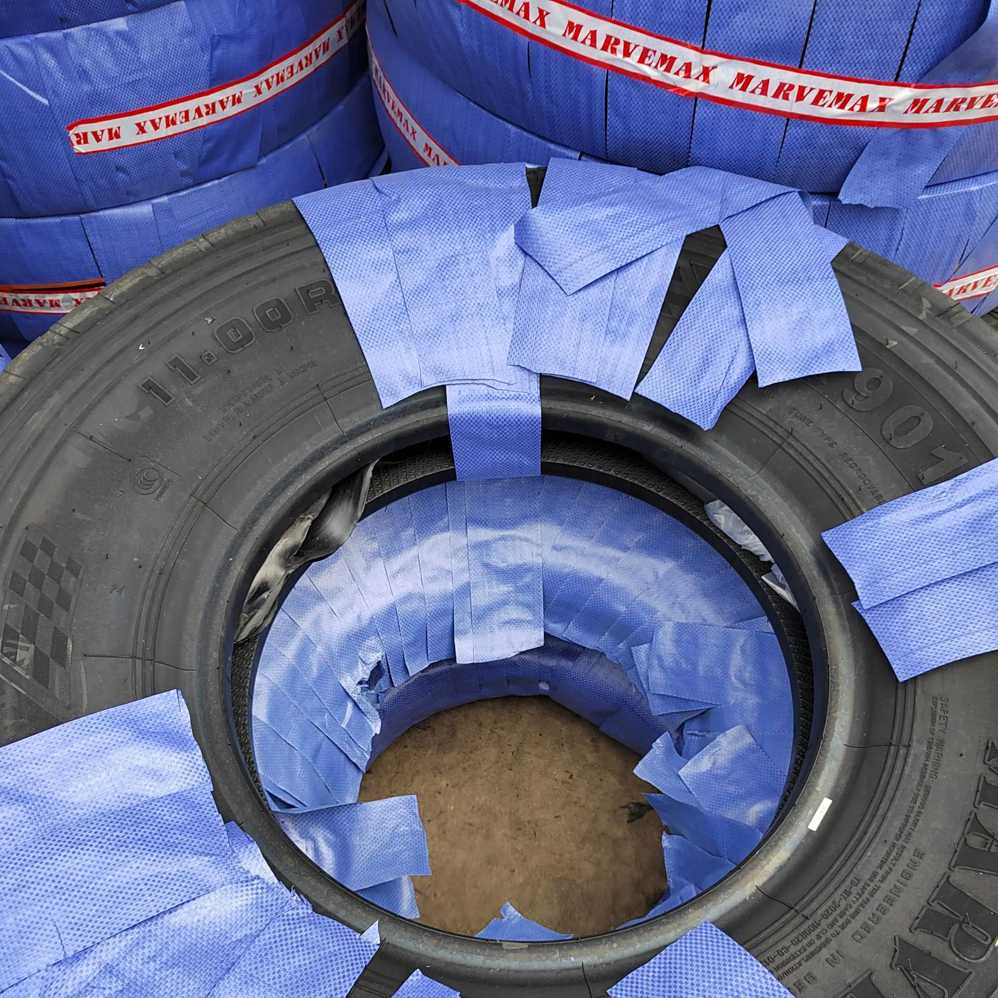 Marvemax Brand Radial Tbr Tires 295/75r22.5 295/80r22.5 315/80r22.5
