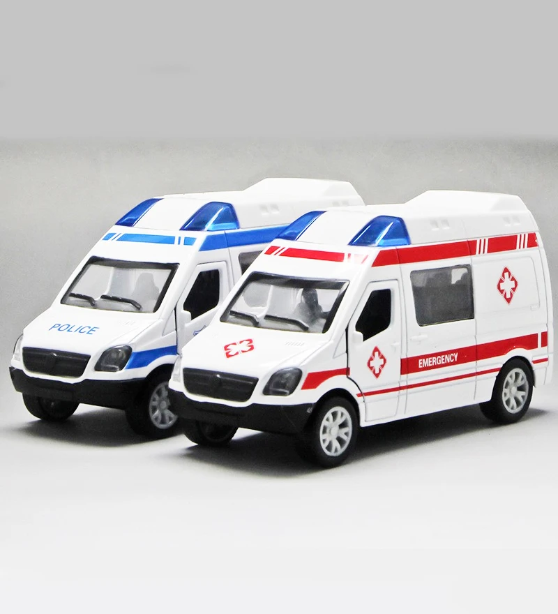 132 Light And Music Pull Back Die Cast Toy Ambulance Can Open Double